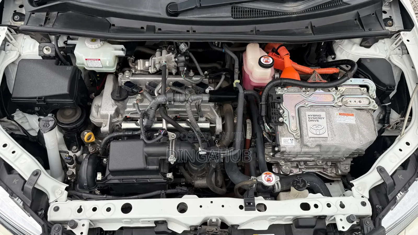 Toyota Axio 1.5 Hybrid 2WD 2019 Pearl