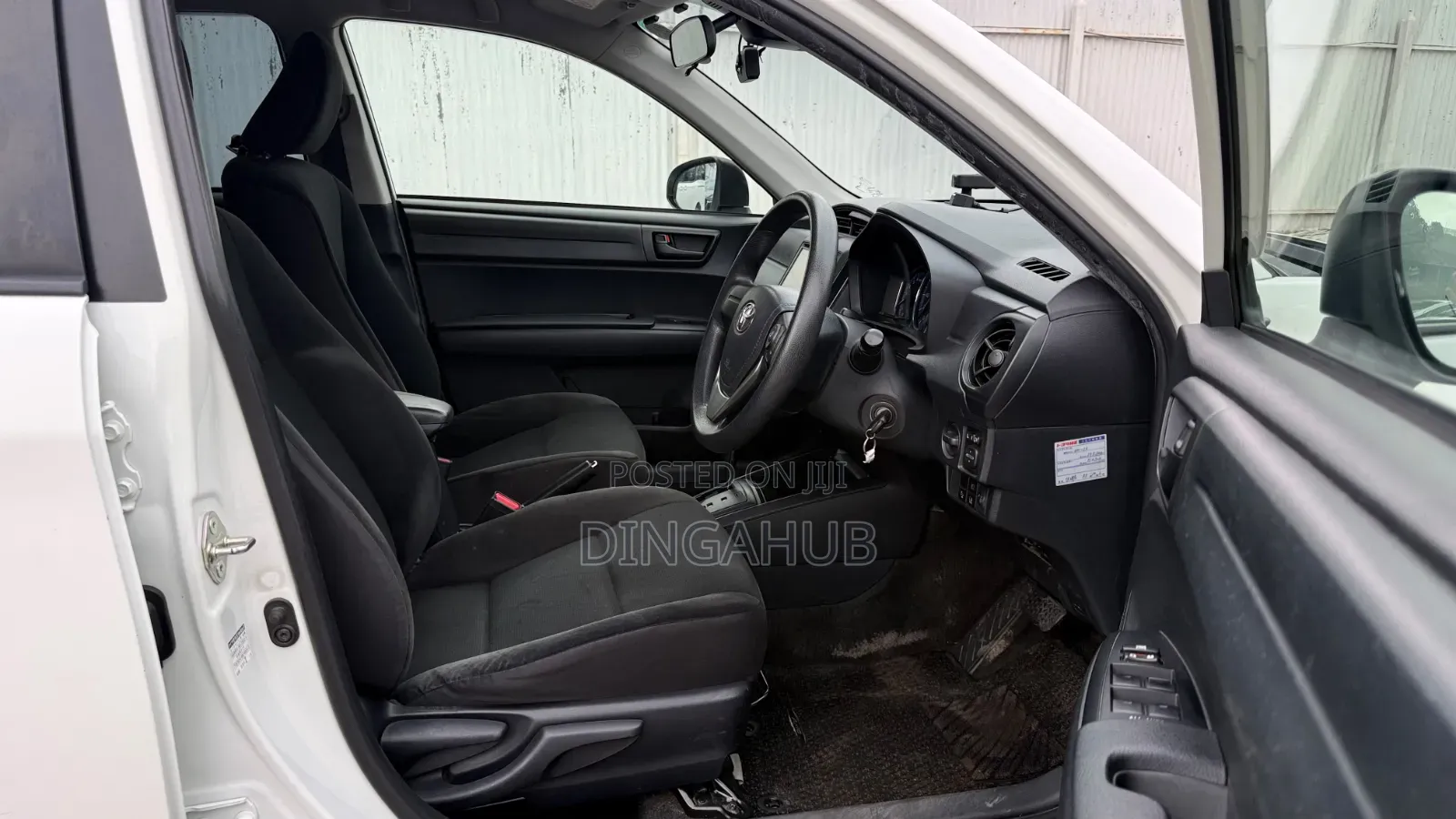 Toyota Axio 1.5 Hybrid 2WD 2019 Pearl