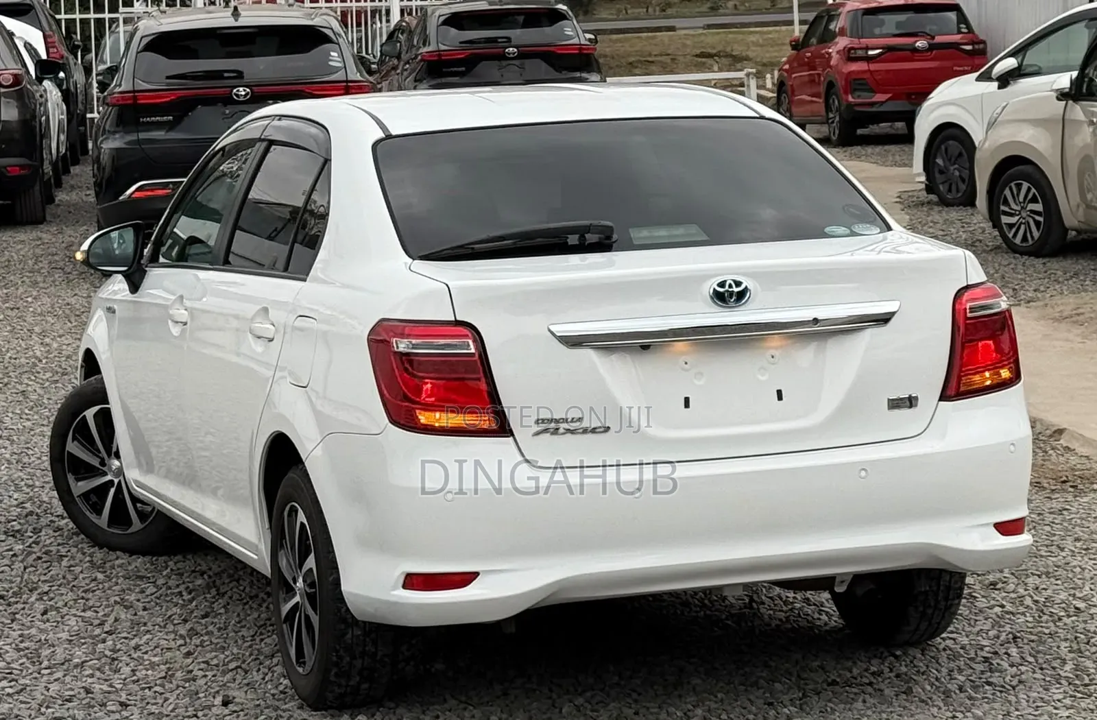 Toyota Axio 1.5 Hybrid 2WD 2019 Pearl