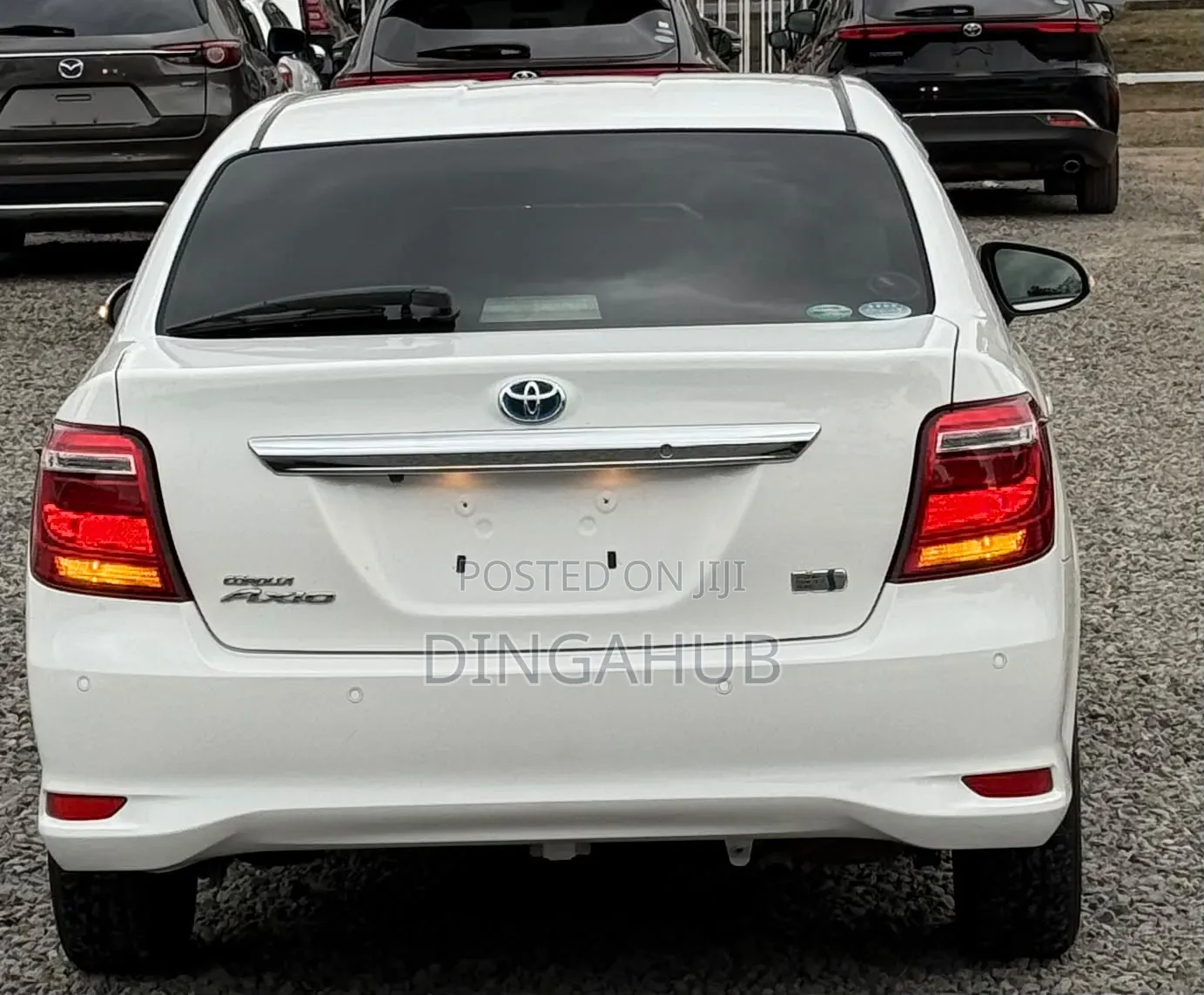 Toyota Axio 1.5 Hybrid 2WD 2019 Pearl