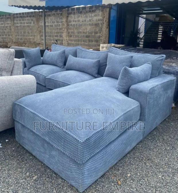 6 Seater L-Shaped Sofa in Grey Bubble Fabric