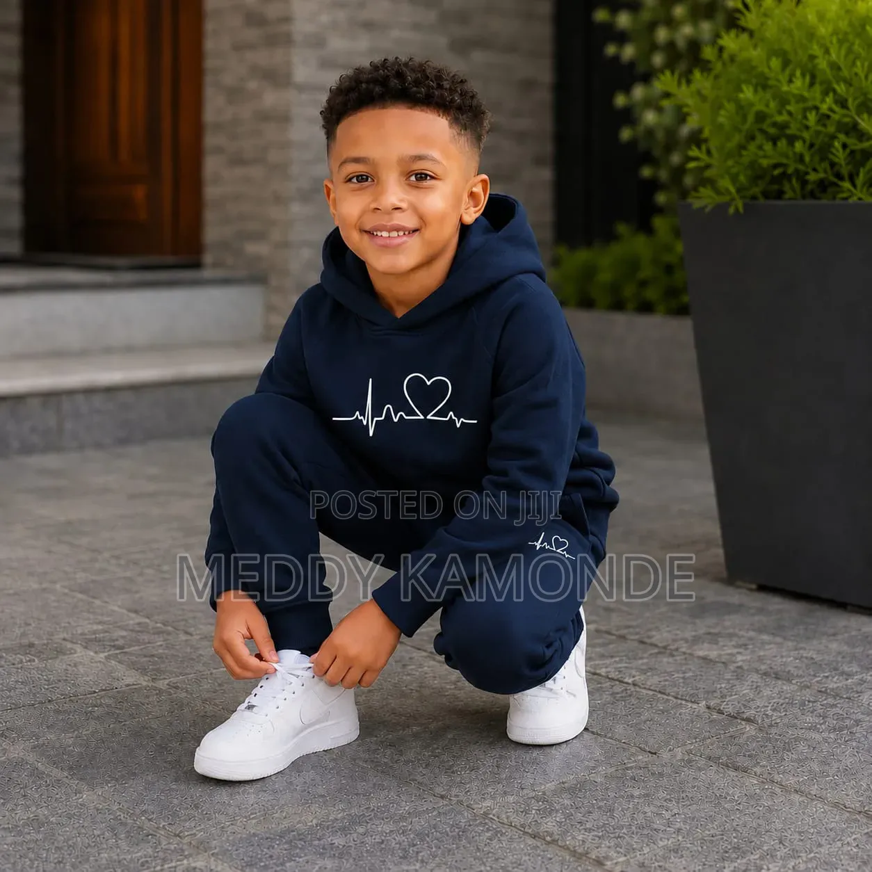 Unisex Kids Black Tracksuit