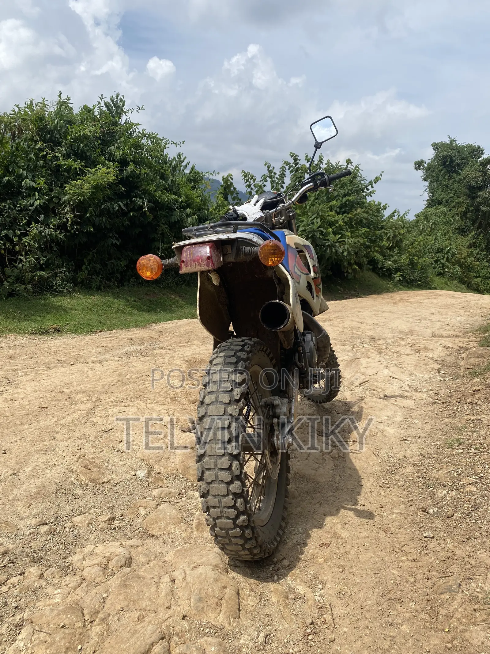 KTM 1999 White