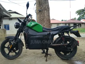 Motorcycle 2023 Green