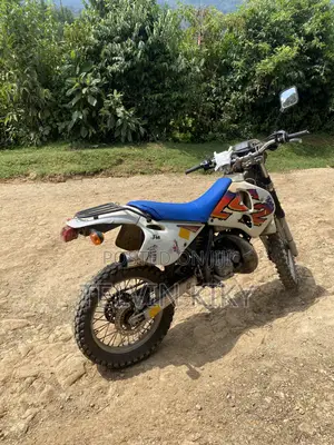 KTM 1999 White