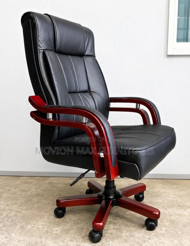 Boss Throne Executive Chair