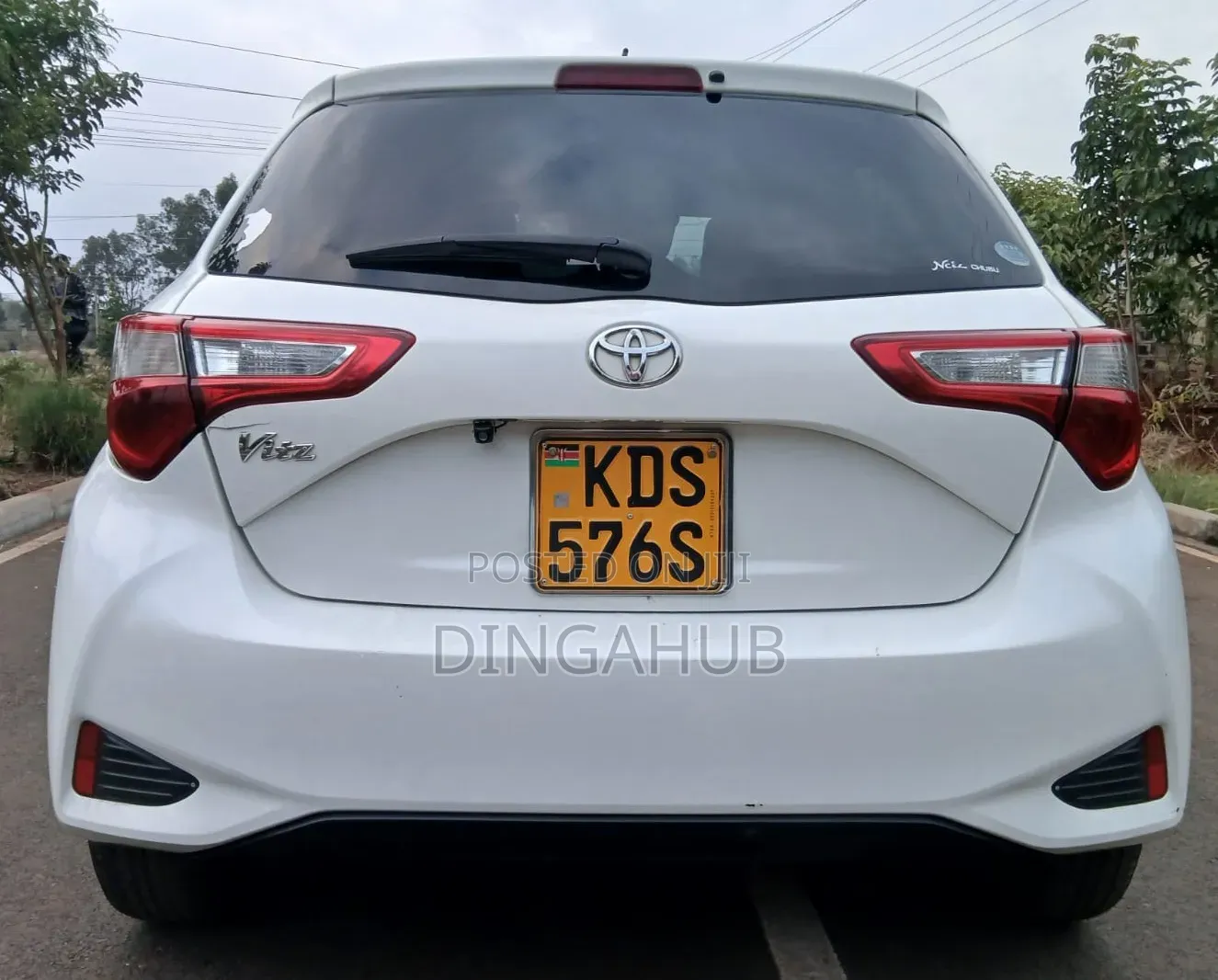 Toyota Vitz 1.0 FWD 5dr 2018 White