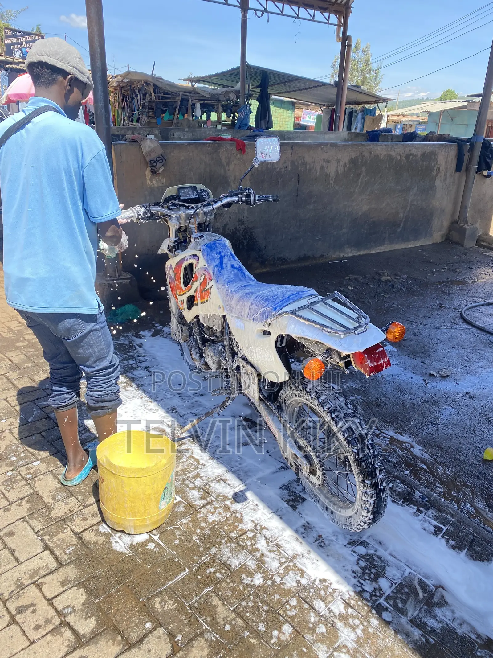 KTM 1999 White