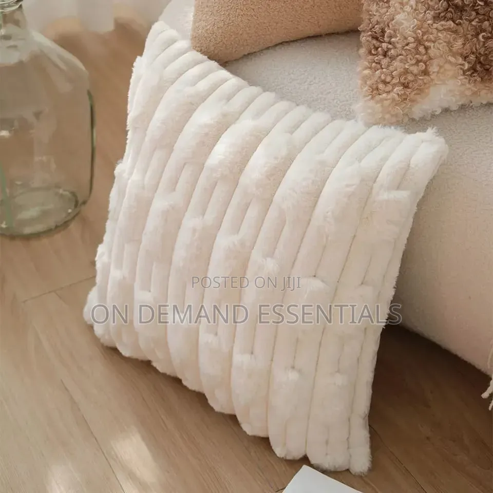 White Plush Soft Cushion Cover for Sofa