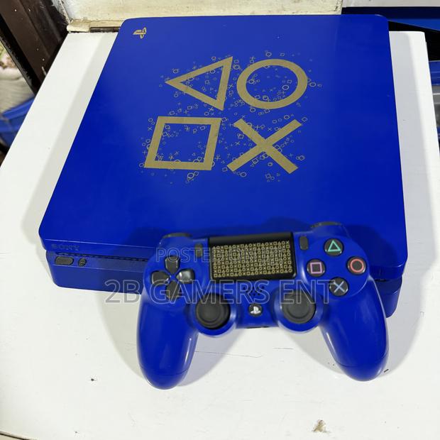 Ps4 Slim Limited Edition Chipped - main view