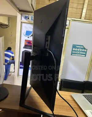 HP E27 G4 Edge to Edge Full HD 1080p Monitor