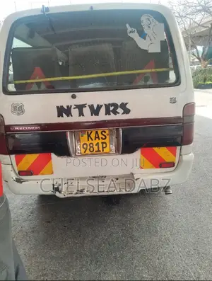 Toyota HiAce 1998 White