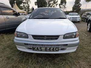 Toyota Corolla 1998 Off white