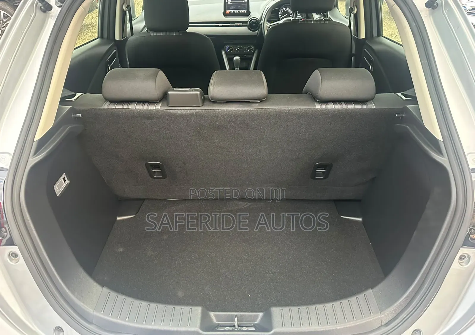 Mazda Demio 2019 Silver