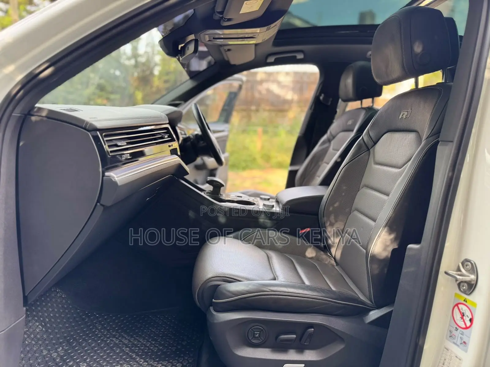 Volkswagen Touareg 2020 Pearl