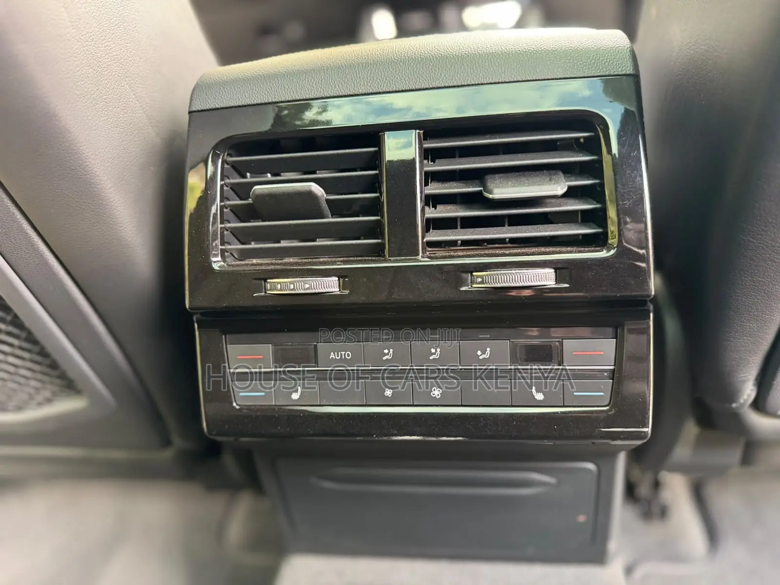 Volkswagen Touareg 2020 Pearl