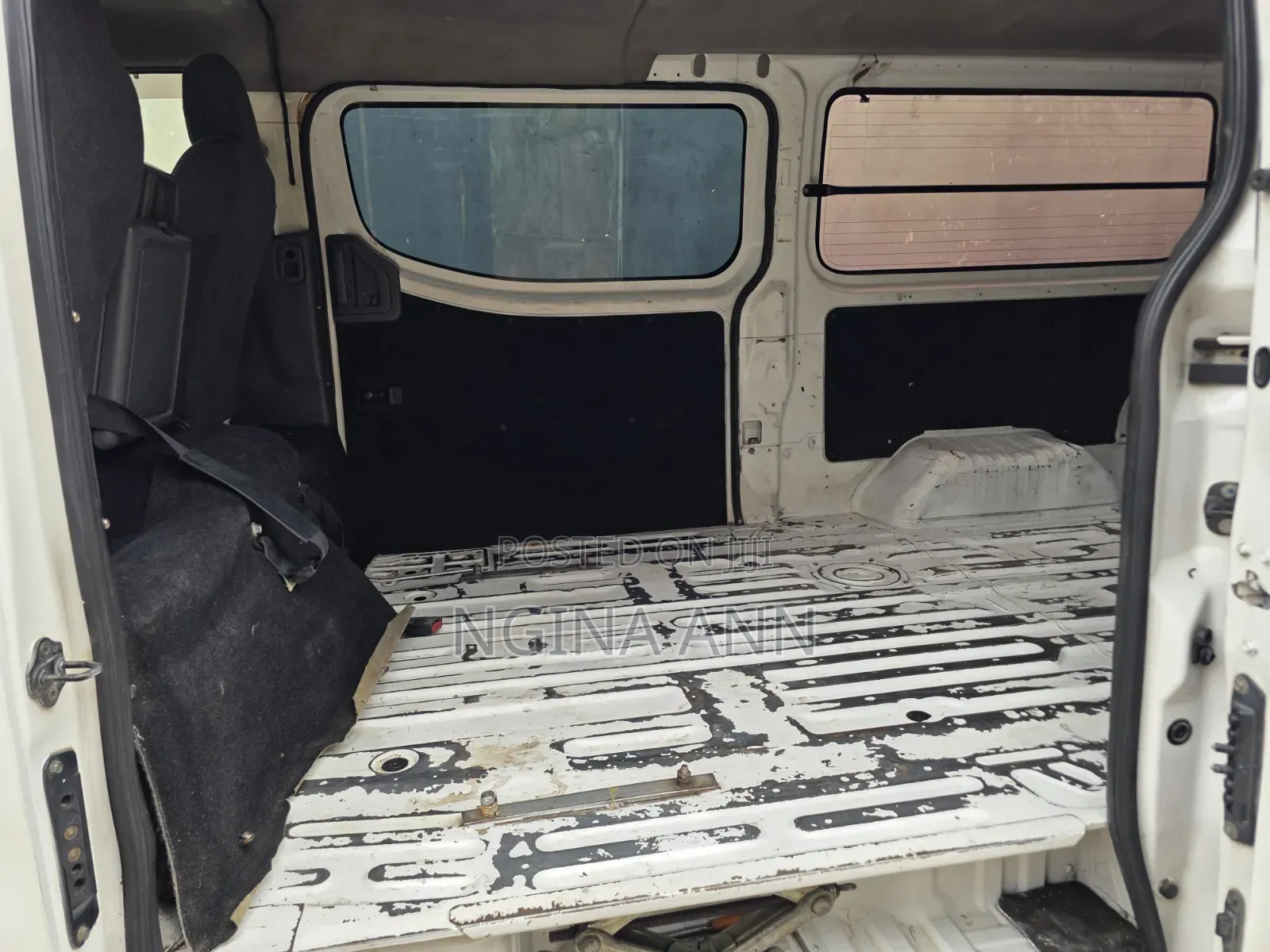 Nissan NV350 2013 White