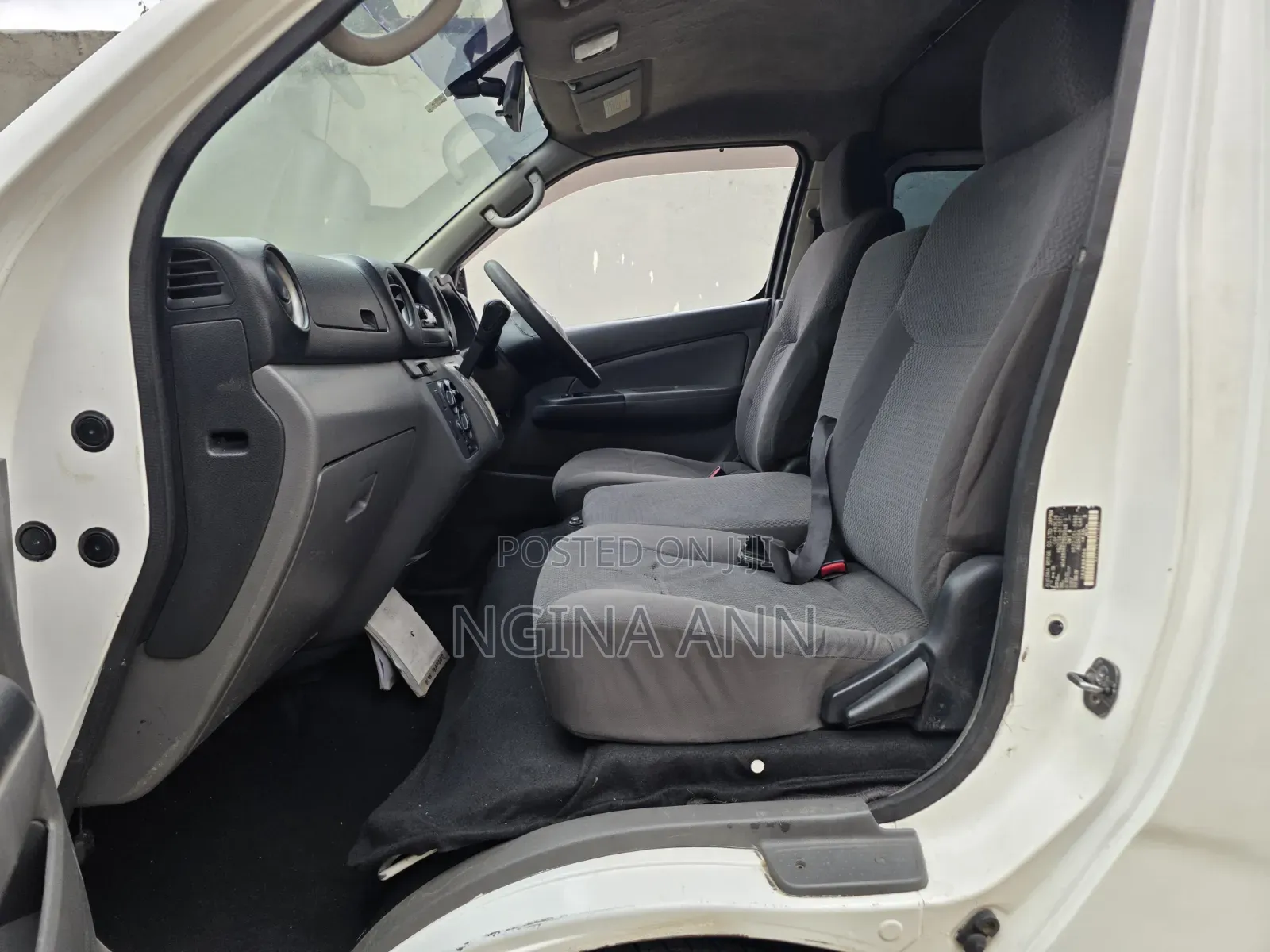 Nissan NV350 2013 White