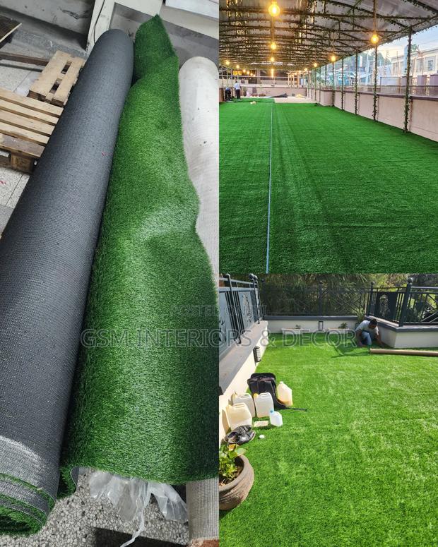 Artificial Green Grass Carpets Kids and Pett Friendly