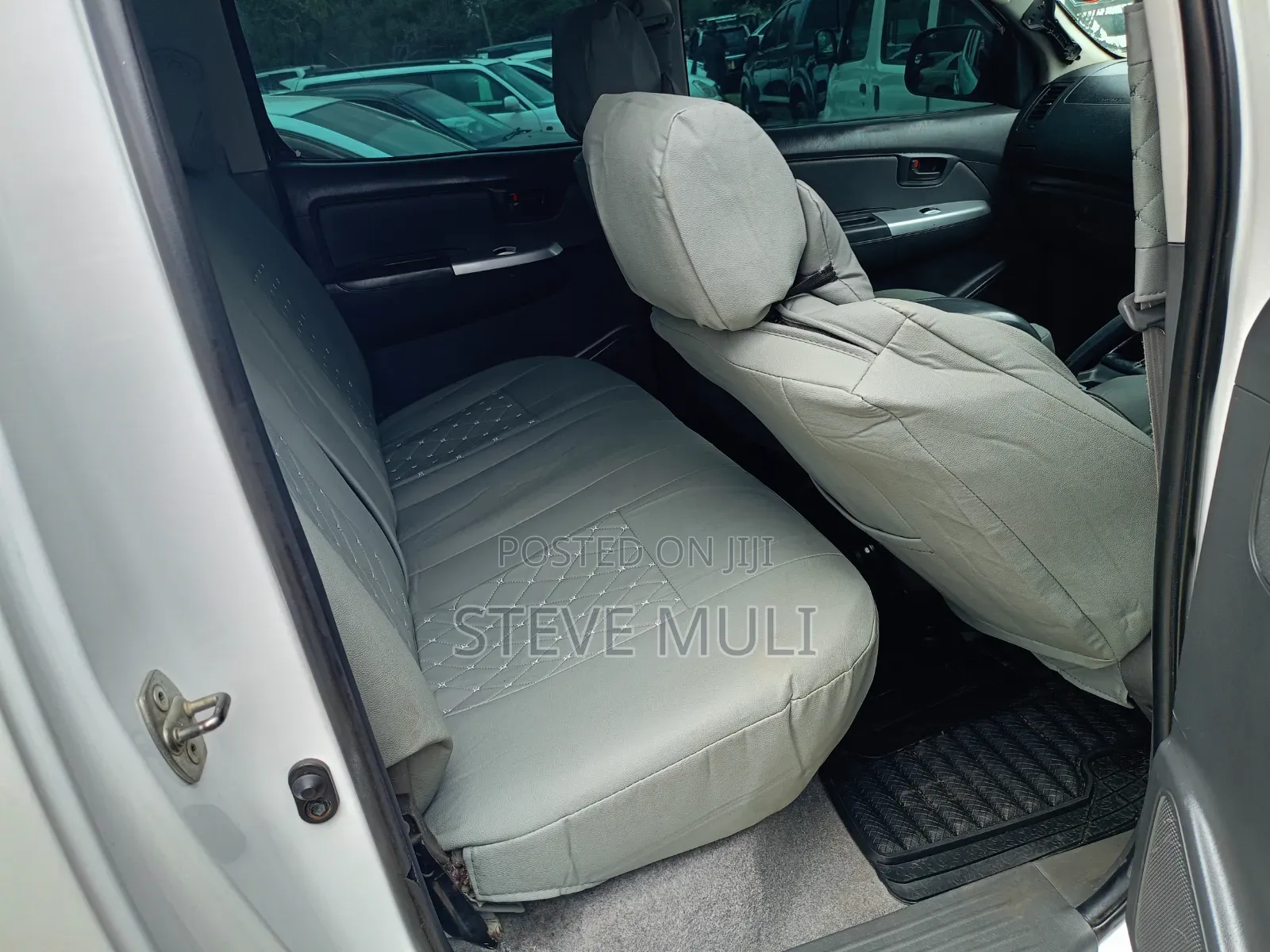 Toyota Hilux 2014 White