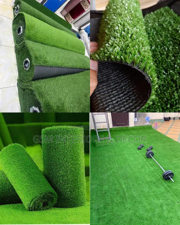 Artificial Green Grass Carpets for Installation With Conta Glue - main view