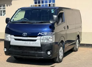 Toyota HiAce 2018 Blue