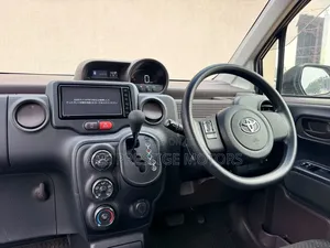 Toyota Spade 2019 Black