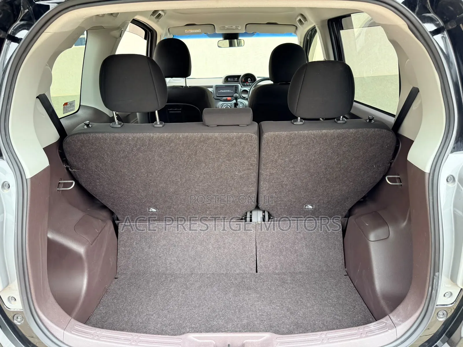 Toyota Spade 2019 Black