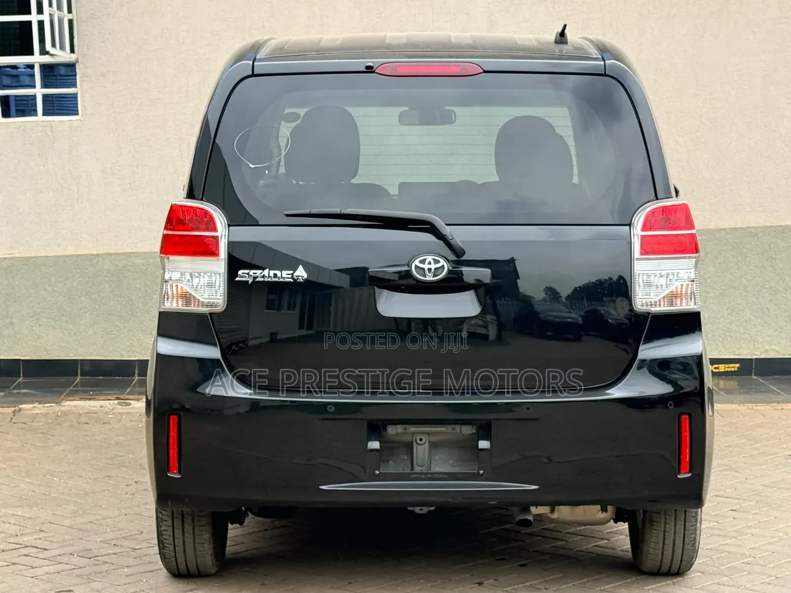 Toyota Spade 2019 Black
