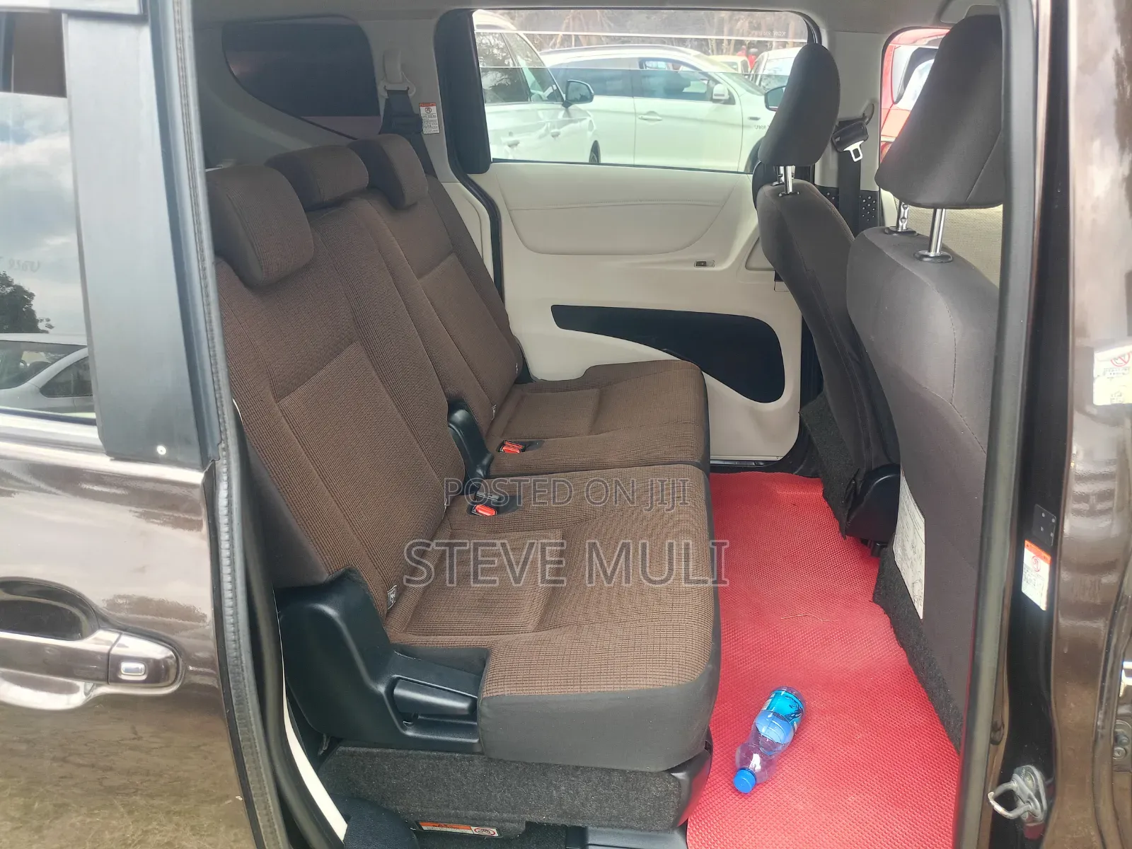 Toyota Sienta 2016 Brown