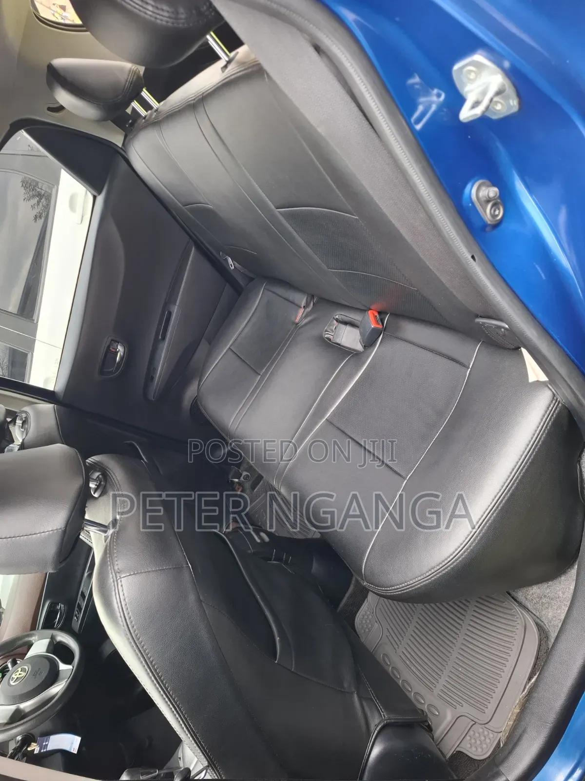 Toyota Vitz 2011 Blue