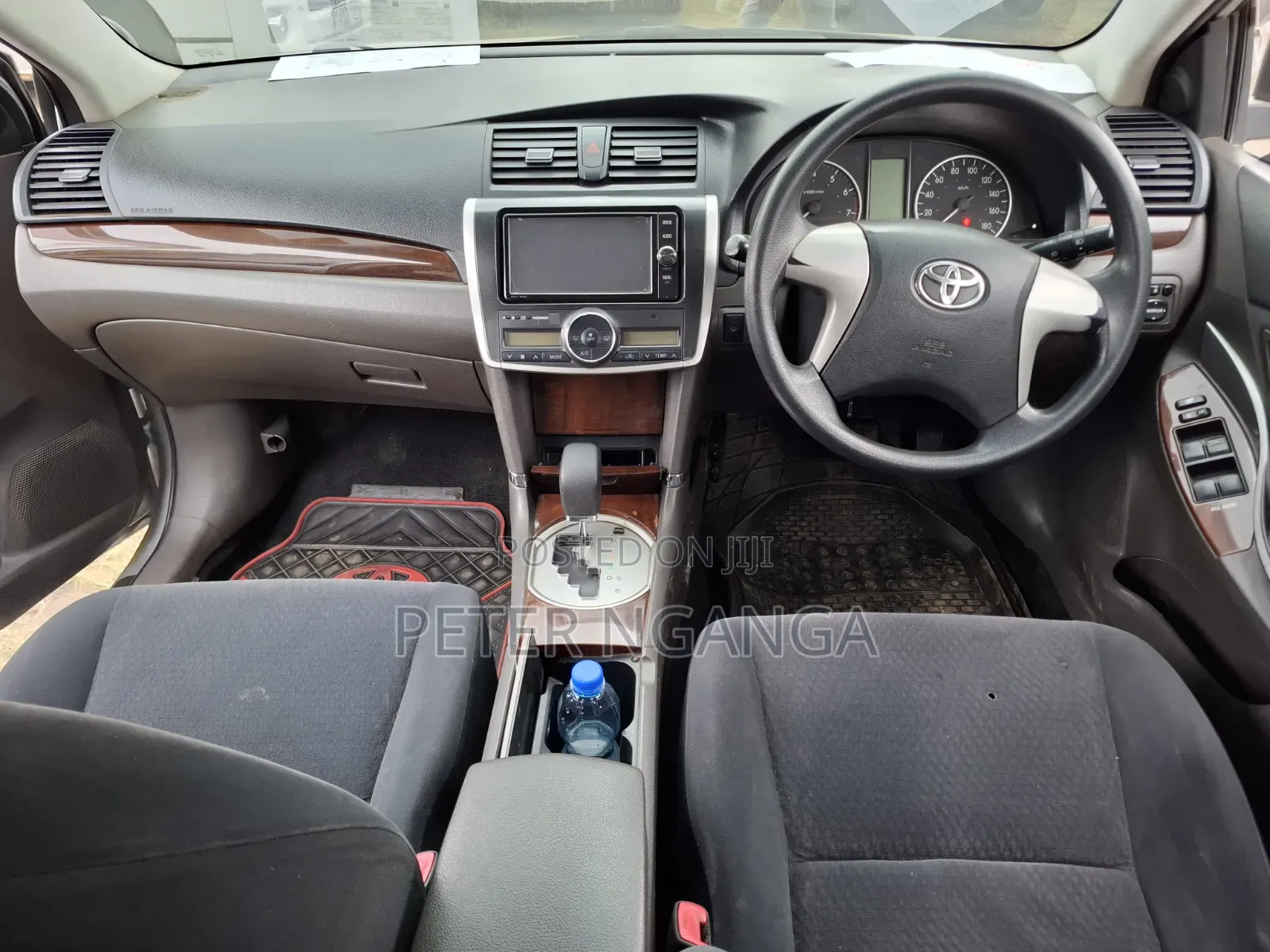 Toyota Premio 2014 Silver