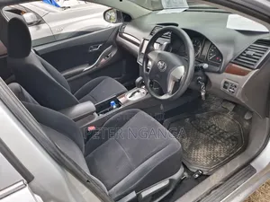 Toyota Premio 2014 Silver