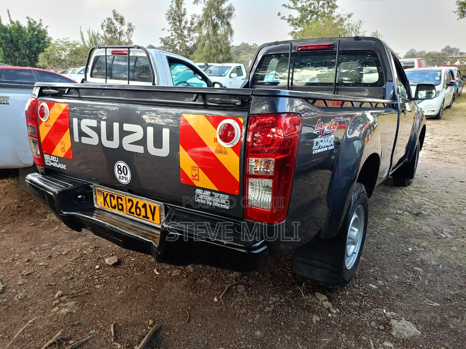 Isuzu D-MAX 2017 Gray