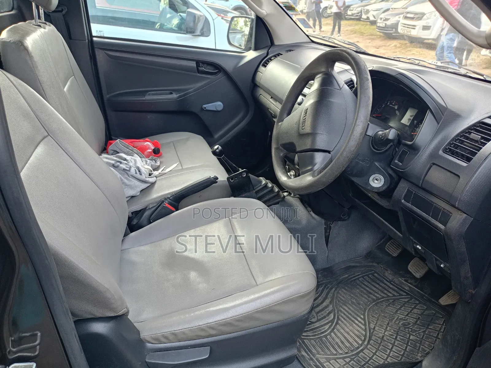 Isuzu D-MAX 2017 Gray