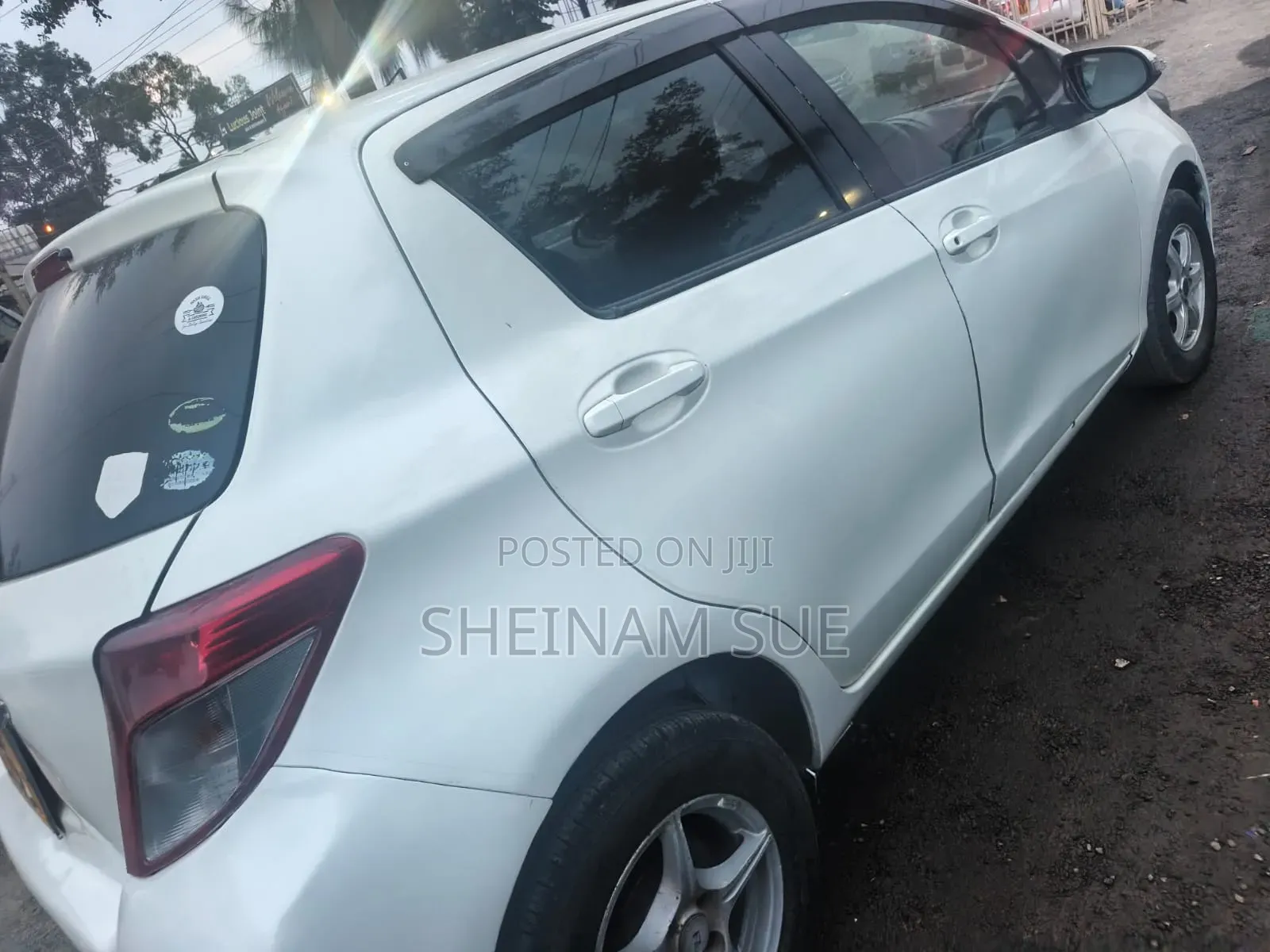Toyota Vitz 2013 White