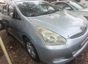 Toyota Wish 2007 Silver