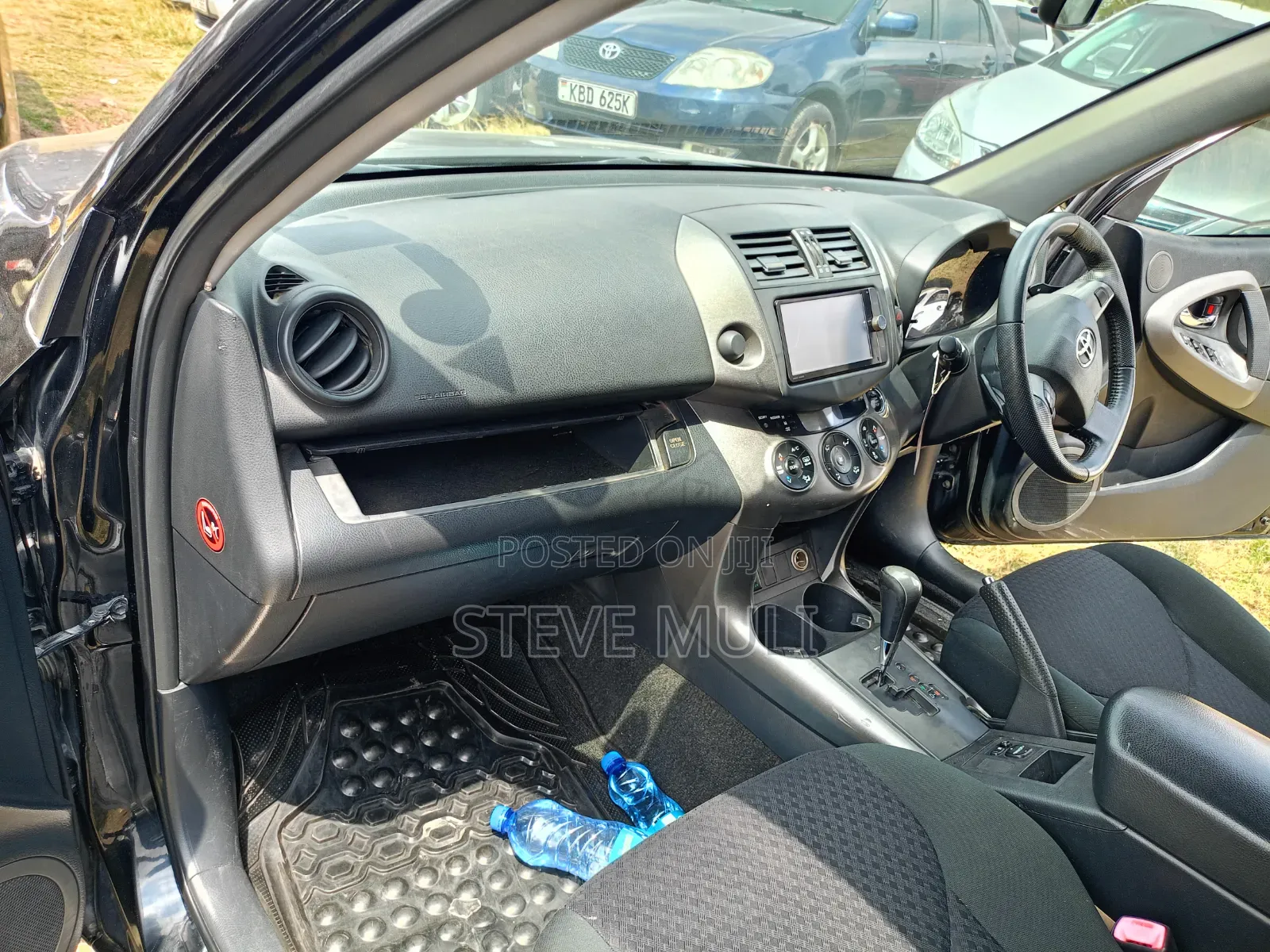 Toyota Vanguard 2012 Black