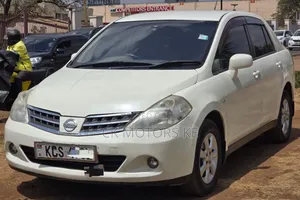 Nissan Tiida 2011 White