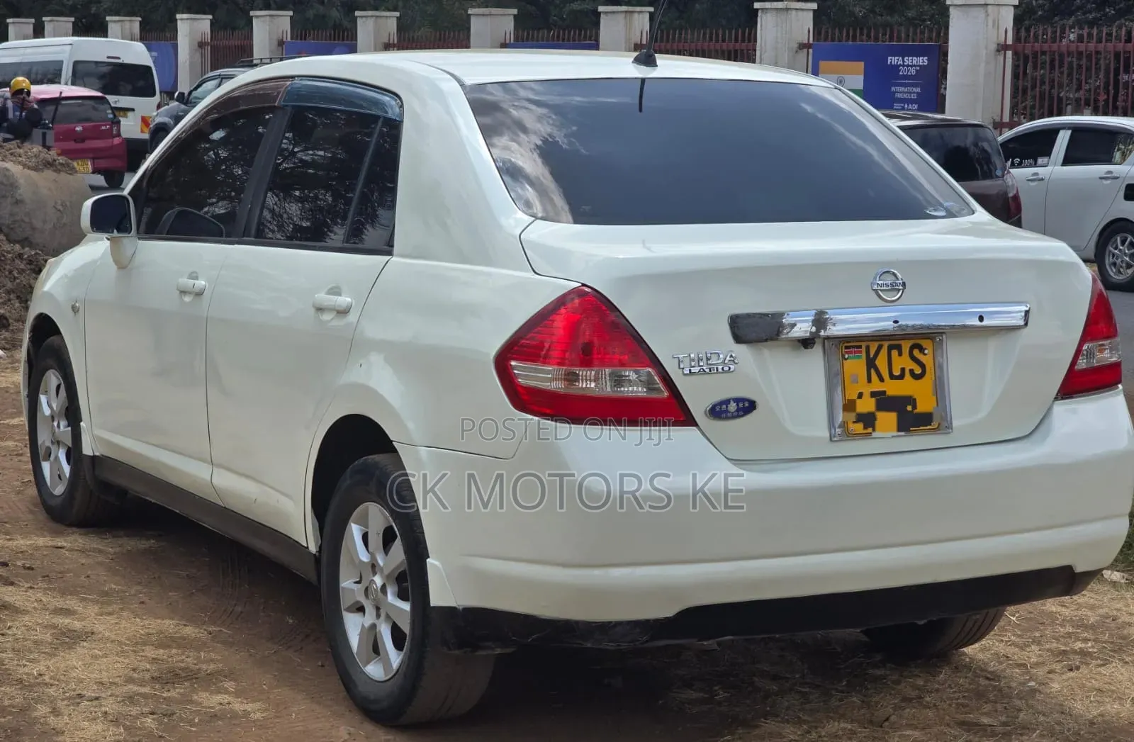Nissan Tiida 2011 White