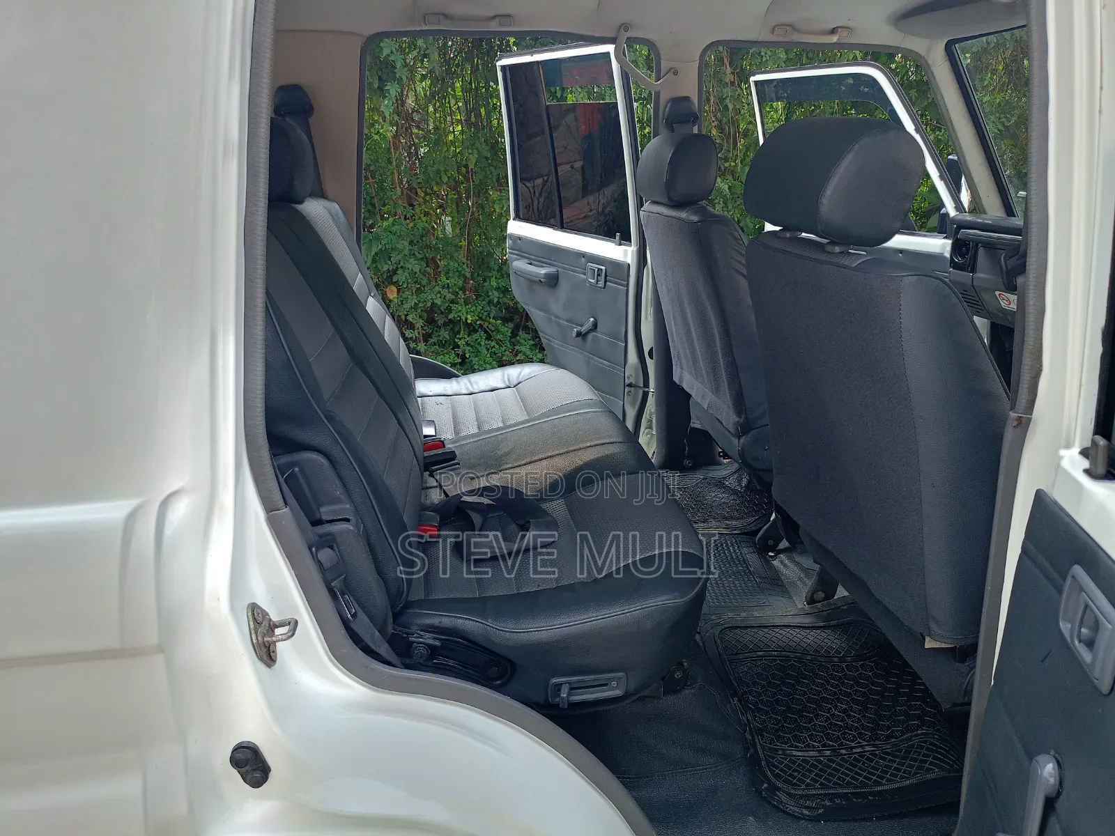 Toyota Land Cruiser 2008 White