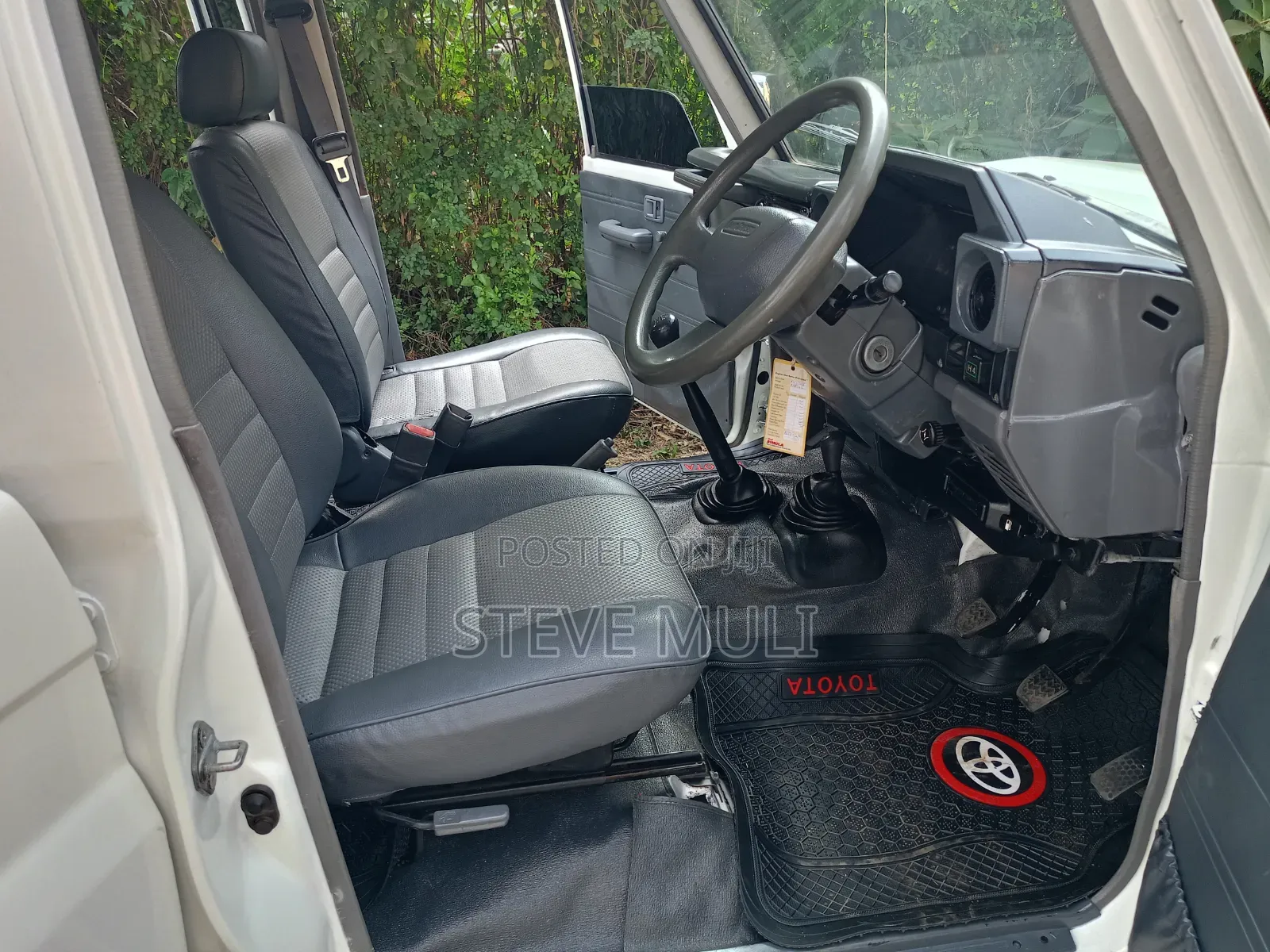 Toyota Land Cruiser 2008 White