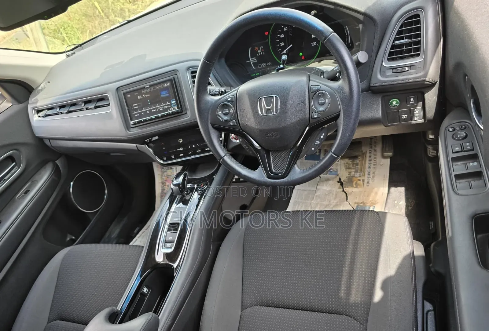 Honda Vezel 2019 White