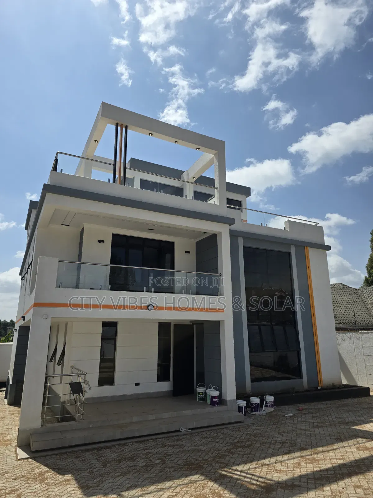 5bdrm Maisonette in Kasphat, Kiambu CBD for sale