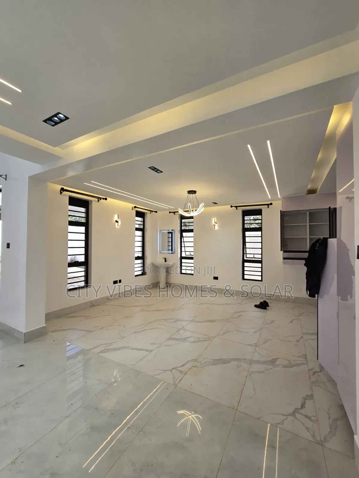 5bdrm Maisonette in Kasphat, Kiambu CBD for sale