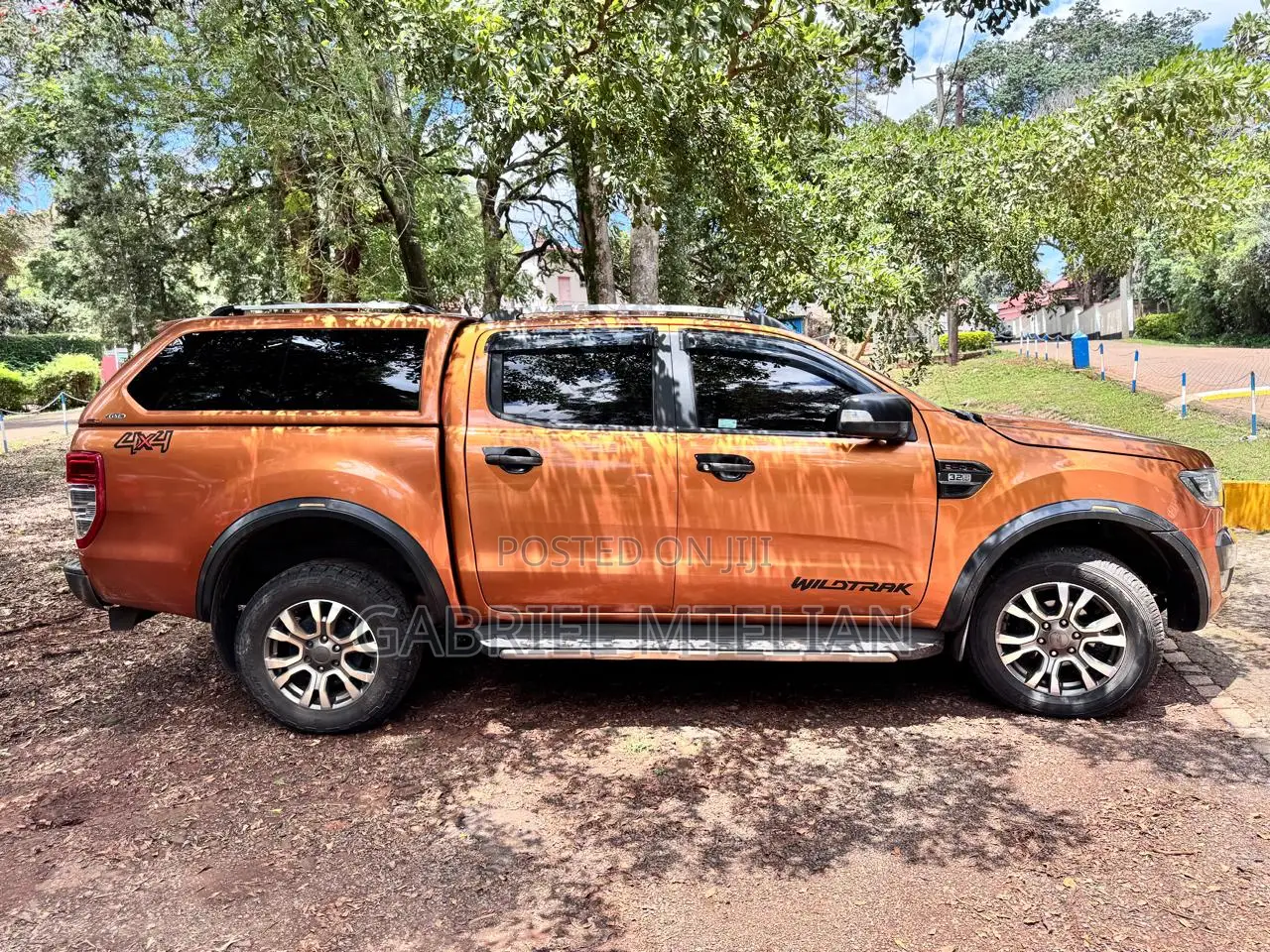 Ford Ranger Wildtrak 2016 Orange