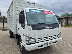 Isuzu NPR Local 2018 White