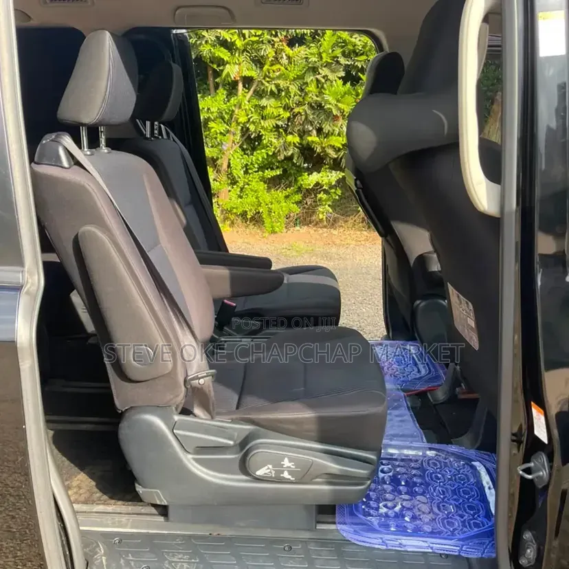 Toyota Noah 2020 Black