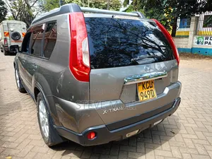 Nissan X-Trail 2012 Silver