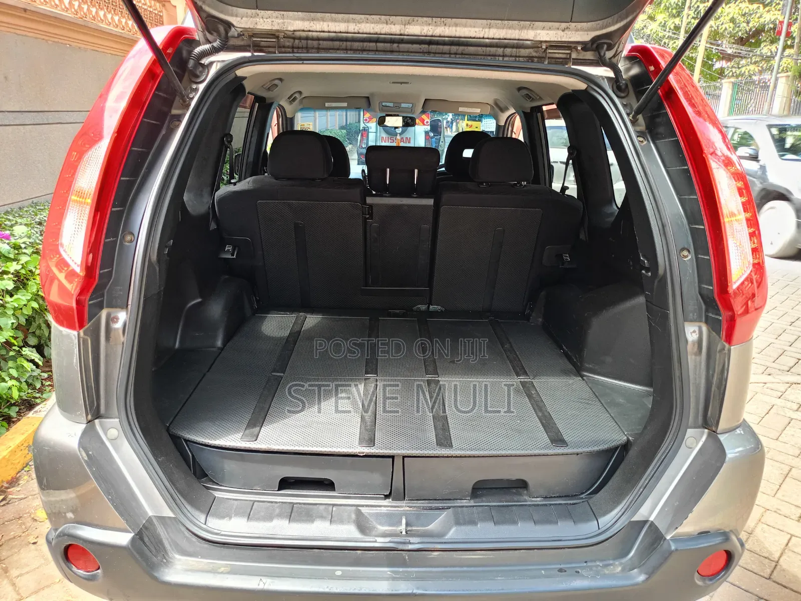 Nissan X-Trail 2012 Silver